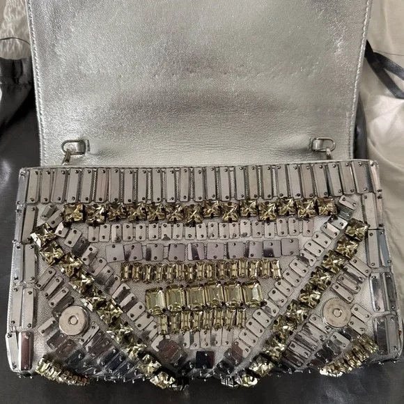 Alberta Ferretti Silver Crystal Embellished Chain Crossbody - Picture 4 of 10